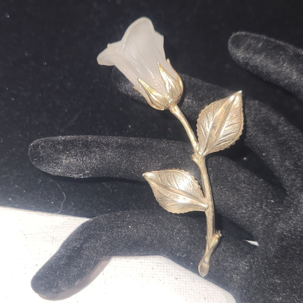 Rose Brooch Frosted Flower Budβ Pin Botanical vintage